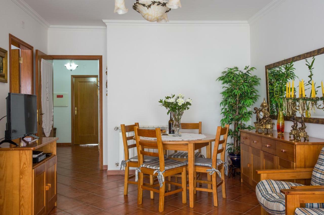 Elegant Sea View Apartment Nazaré Kültér fotó