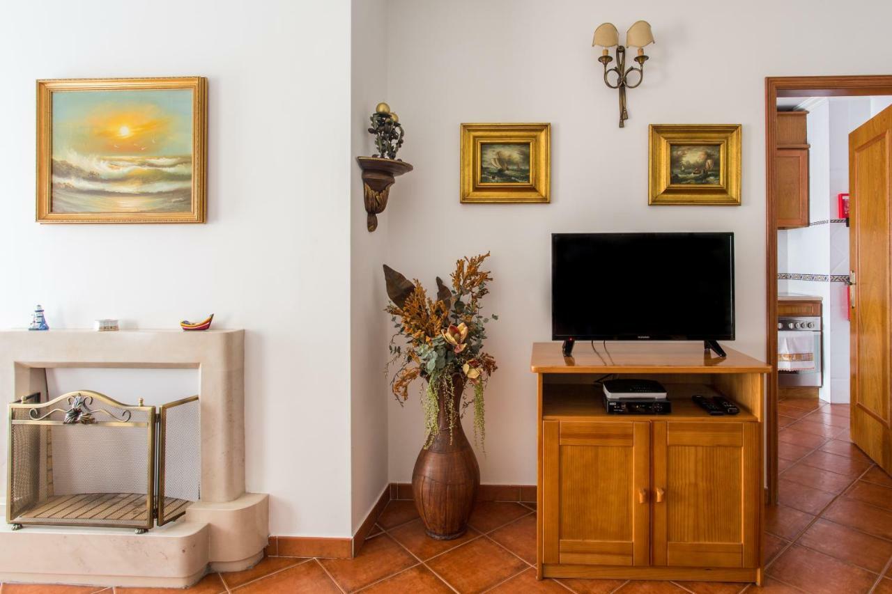 Elegant Sea View Apartment Nazaré Kültér fotó